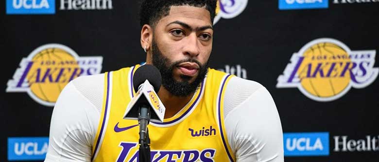 Anthony Davis Just Want to Play Basketball
