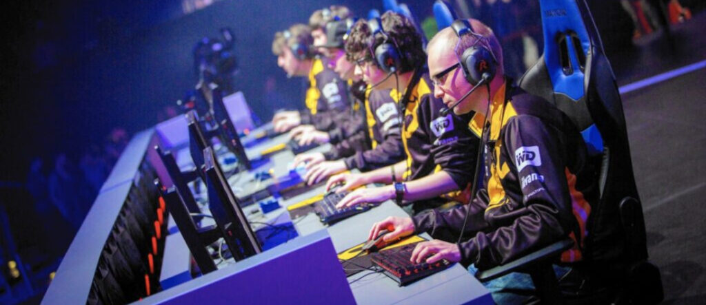 Decoding eSports Odds: Master the Numbers Game